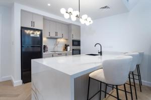 Upgraded Serene 1BR Retreat in The Greens