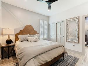 4BR Luxury Villa, Pool & GameRoom in Windsor Hills