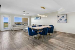 Premier Oceanfront Condo with Epic Island View