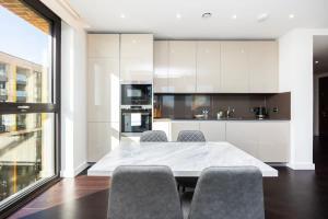 Luxury 2Bed Apt Balcony City View Near US Embassy TR-MT-79-Fred