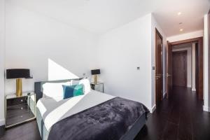 Luxury 2Bed Apt Balcony City View Near US Embassy TR-MT-79-Fred