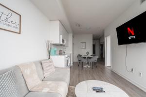 Downtown Toronto luxury condos