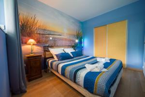 Bienvenue à MarinaStar Côte DAzur dans ce 2Pièces Luxueux Vue Mer à180 degrés Terrasse Soleil