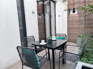 Promo Rate - 3BDR Mayfair flat with Patio near Marble Arch, Hyde Park & Oxford Street by NourNest Apartments