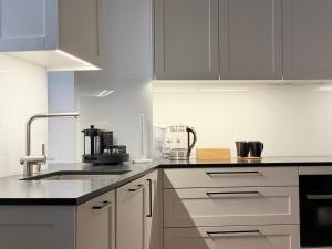 Prestigious Location - 2 Bedrooms - 6 Guests - Riga Centre