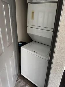 Paraiso Evara - Stylish retreat near downtown