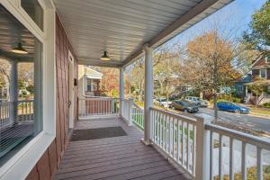 Giant 5BR, Pool Table, 15 min to Cubs & Mag Mile