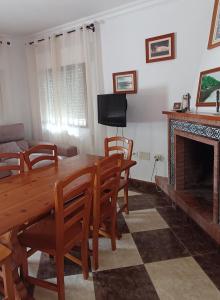 Chalet adosado con piscina privada en Mazagón