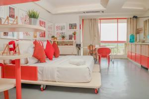 The Urban Palette - Candolim Studio Apartment with Balcony and Mangrove Views