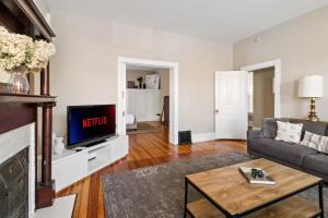 Pet-Friendly Benton Park 1BR Apt with Private Backyard