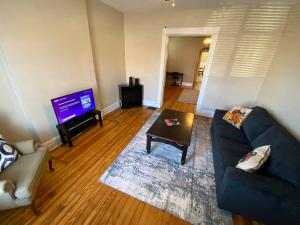 Pet Friendly 1BR St Louis Apartment w Laundry Yard