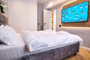 CHANTTAL Luxury - ACADEMY