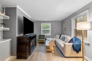 Manila Ridge Escape - Trails, Fire Pit, 50 Acres