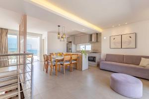 Cobertura Duplex com Hidro a 20m da Praia de Bombas