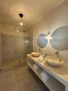 Charming and luminous Opera -Montmartre Apartment - Rue des martyrs