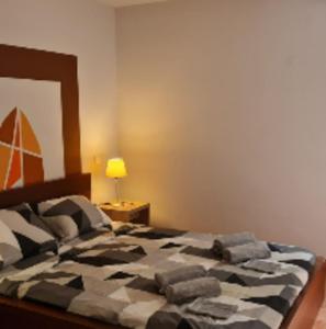 Agréable F2 avec clim & wifi dans résidence piscine mer à pied