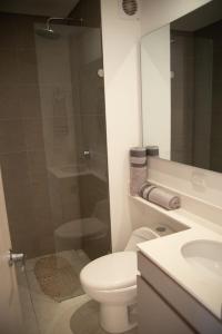 Apto Moderno con Vista a Monserrate, Cerca a Corferias Embajada USA y CAS, Petfriendly , contamos con Parking