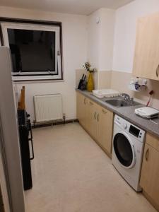 Self-contained Studio Apartment in Eltham, Great Transport Links