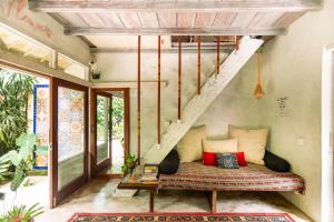 Barong Retreat Villa Ubud with Hammock Terrace, Garden & Koi Pond