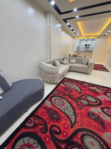 شقة مفروشة بشارع الملك فيصل