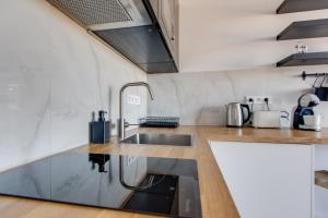 Ječná Stylish Residence - Charles Square, Old town