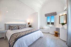 Blanca Luxury Villa Santorini Greece