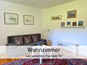Haus im Grünen, Ruhe, großer eingezäunter Garten - ideal für Familien und Hunde