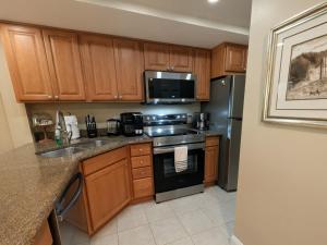 ParkShore Resort-1stFloor BLDG C 119 - Relaxing