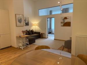 Mitten in der Altstadt und der Thermenregion, neu und ruhig