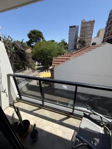 Edificio EIFER V a 200 metros de la Av San Bernardo y a 200 metros del Mar con Aire Acondicionado Cochera Cubierta Balcón a la calle Parrilla y Lavadero