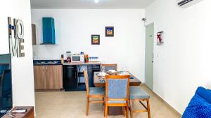 Departamento equipado, cercano al aeropuerto y con Alberca