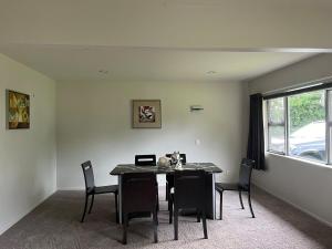 Hamilton Greenhill Lodge - Private Pool & Easy Highway Access