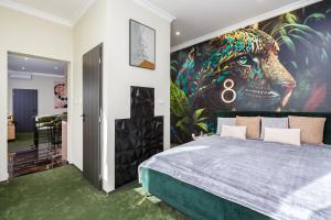 Old Town Treasure Apartments