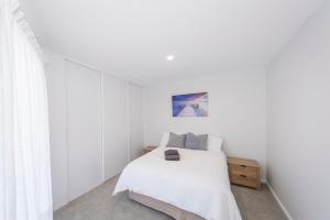 Unit 8 8- 10 Electra Parade Harrington