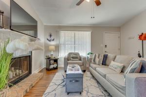 Pensacola Condo with Patio by Hospitals and Dining
