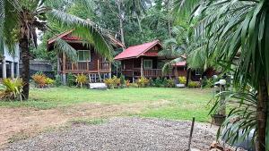 Fadel Bungalow ฟาดิลบังกะโล