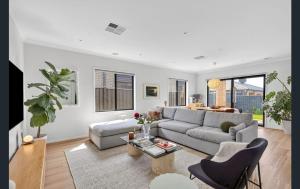 Waves & Moore Sleeping 8 Aircon Geelong Wineries Firepit Garage Aircon