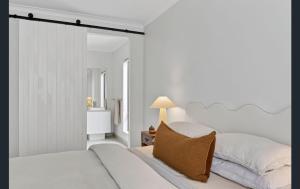 Waves & Moore Sleeping 8 Aircon Geelong Wineries Firepit Garage Aircon