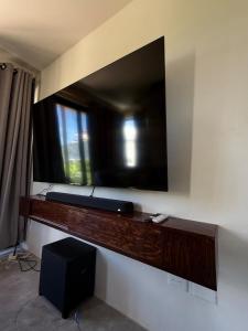 2 Bdrm-2 Baths Apartment for groups & music lovers