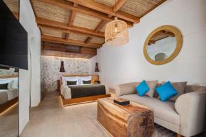 Ratimaya Lovely 1 BR Private Pool Villa ZN384