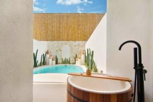 Ratimaya Lovely 1 BR Private Pool Villa ZN384