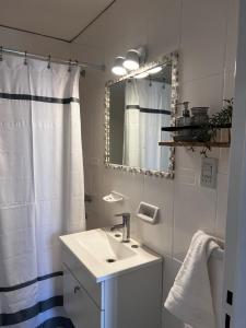 Depto Familiar, 3 Hab - 2 Balcones - Vista a las Montañas