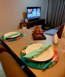 063 Bob Beach - Praia da Guilhermina -WI FI e Garagem - 1 dormitório -5 Hospedes próximo bares, restaurantes, padaria e a feirinha da Guilhermina