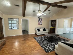NEW Grand Escape For Large Families and Groups