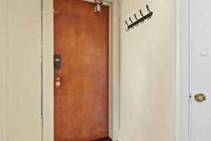 Charming Studio Space - SP 1400