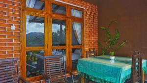 Sigiri Dilu Villa