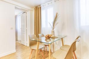 L authentique T2 à Arcueil à deux pas du RER B Porte de Paris