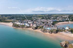 1 Belmont - Town Centre Close to beach shops