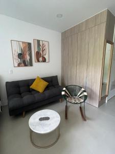 Edificio DELVENTTO- Pozos Colorados -Apartaestudio