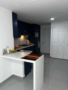 Casa moderna en urbanización privada